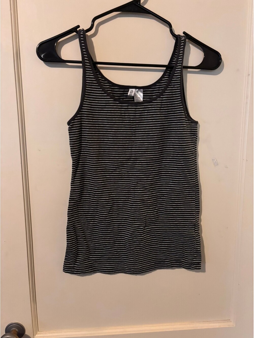 Divided H&M gray and white striped tank top Small